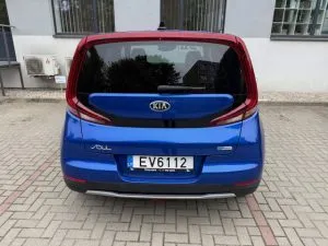 Kia Soul electric blue